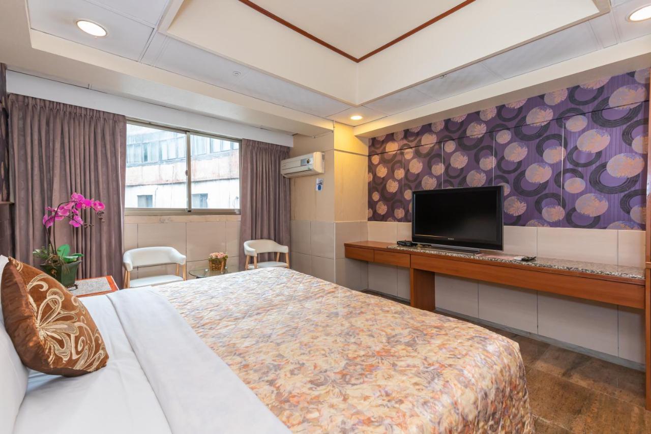 Yi Pin Business Hotel Таоюань Экстерьер фото
